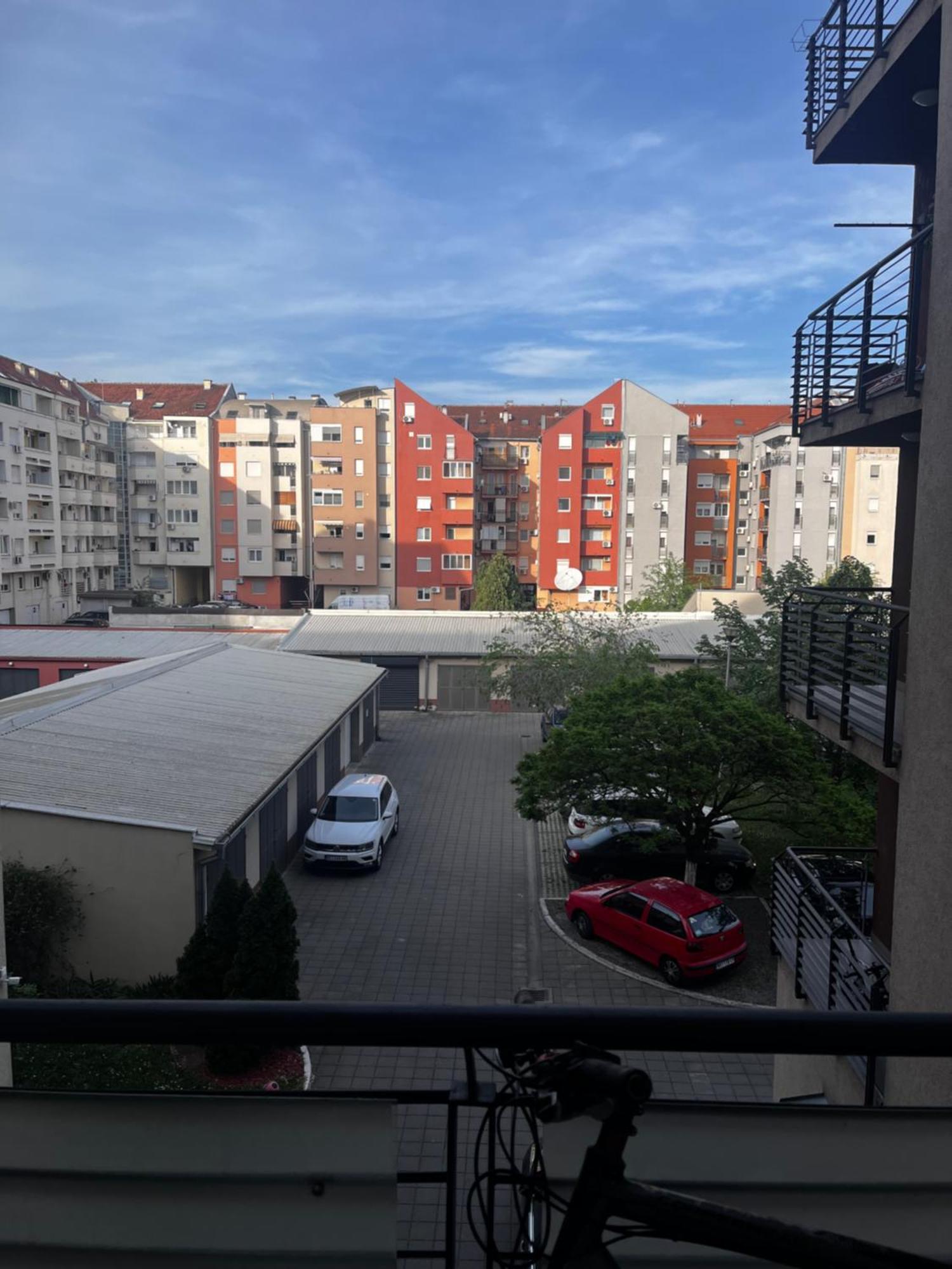 Stan Na Dan Nora * Novi Sad